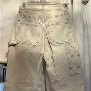 Cream High-Waisted Jeans